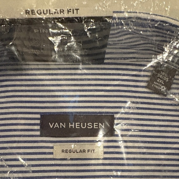 NWT Van Heusen Men's Navy and White Striped Dress Shirt - Picture 2 of 6